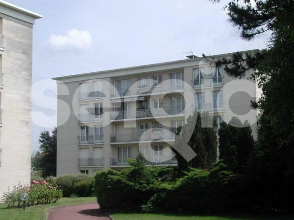 Location 3 Pieces 72 60200 Compiegne 43 0075 01 0019