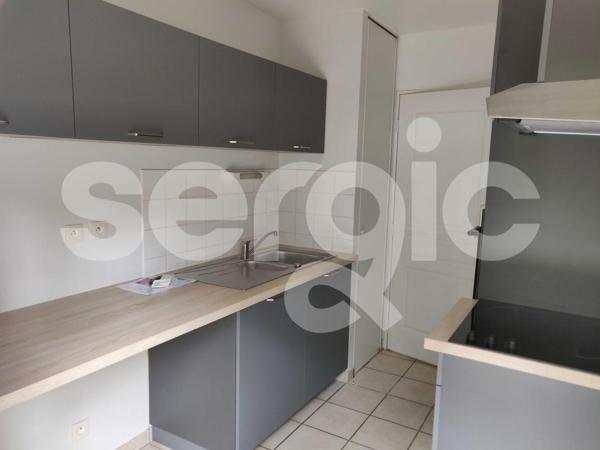 Location 3 Pieces 56 80090 Amiens 25 0410 01 0001