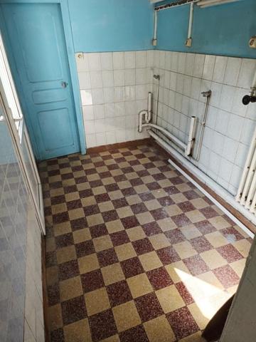 Proche du centre ville, avec terrain spacieux.