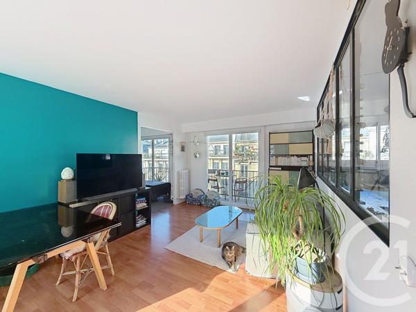 Appartement F3 à vendre  4 pièces - 64,60 m2 PARIS - 75010