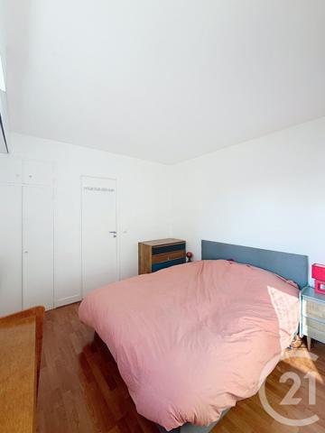 Appartement F3 à vendre  4 pièces - 64,60 m2 PARIS - 75010