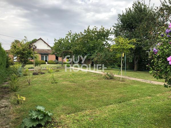 Charmante Maison à Vendre - 7 Pièces avec Jardin et Garage !