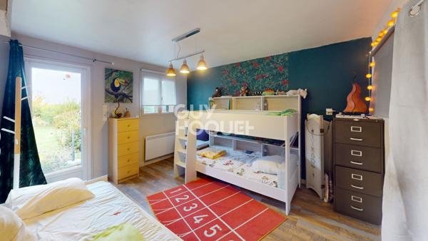 Charmante Maison à Vendre - 7 Pièces avec Jardin et Garage !