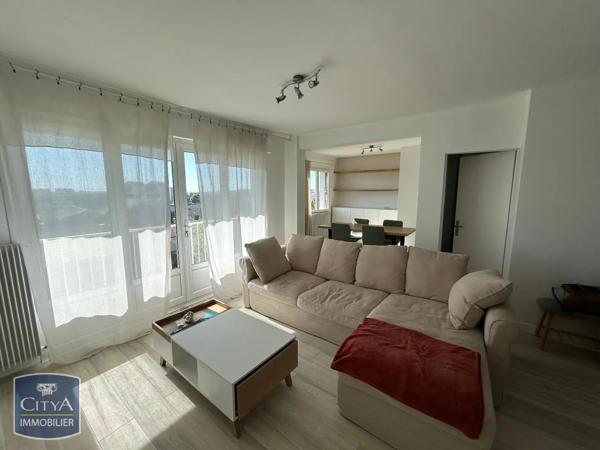 Appartement à louer 3 pièces 66.69m² La Rochelle (17000)