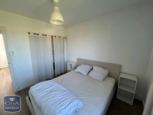 Appartement à louer 3 pièces 66.69m² La Rochelle (17000)