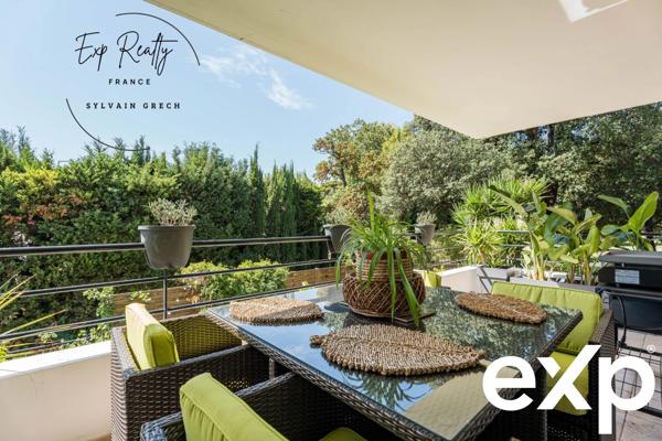 Appartement T4 situé 1er étage avec box simple et garage simple