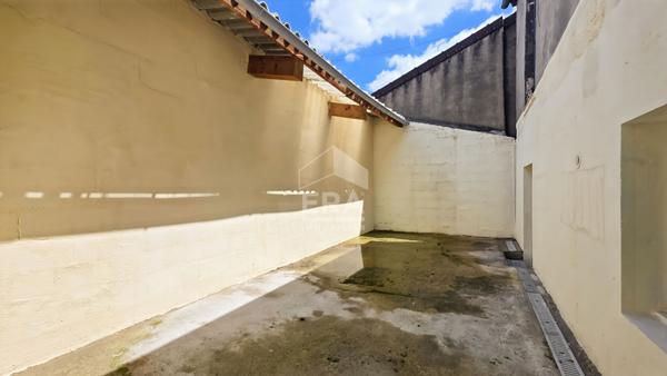 Montreuil Boissière Atelier / Entrepôt / local industriel de 210 m2