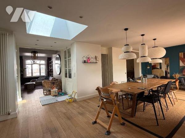 Maison à vendre à SAINT-OMER dans le Pas-de-Calais (62).

Au pied de la ville, magnifique mai...