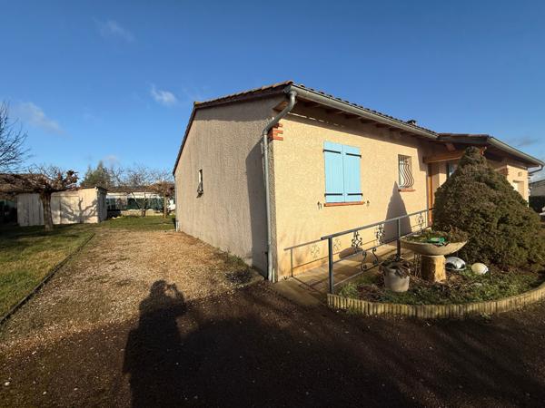 Maison de 100m2 à Lavaur quartier du Pech - 3 chambres - Garage -  1400 m2 terrain