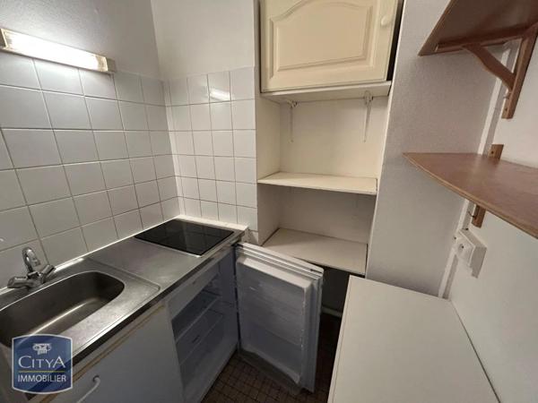 Appartement à louer 2 pièces 32m² Thiers (63300)