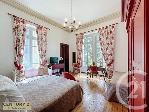 Maison à vendre  23 pièces - 472 m 2   BAGNERES DE LUCHON  - 31