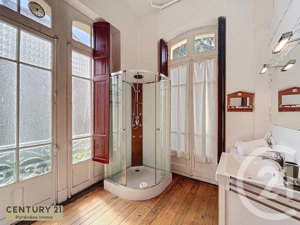 Maison à vendre  23 pièces - 472 m 2   BAGNERES DE LUCHON  - 31