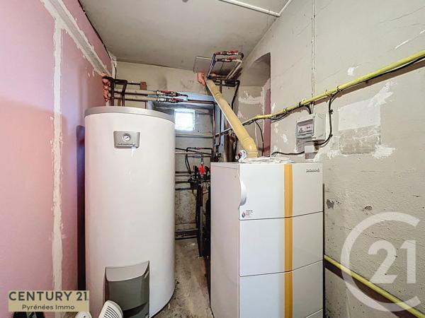 Maison à vendre  23 pièces - 472 m 2   BAGNERES DE LUCHON  - 31