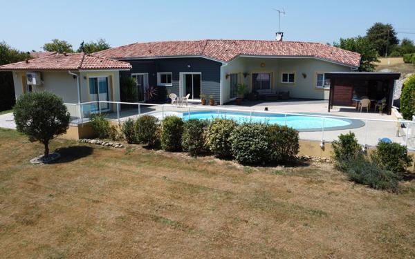 Maison à vendre    6 pièces •  Hagetmau