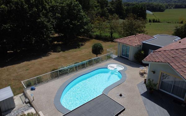 Maison à vendre    6 pièces •  Hagetmau