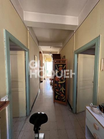 Maison à vendre à HOMPS - 7 pièces, 5 chambres, bon état