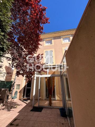 Maison à vendre à HOMPS - 7 pièces, 5 chambres, bon état
