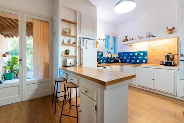 Rare à Béziers : Propriété 234 m², parc de 8 200 m² avec piscine et vue imprenable