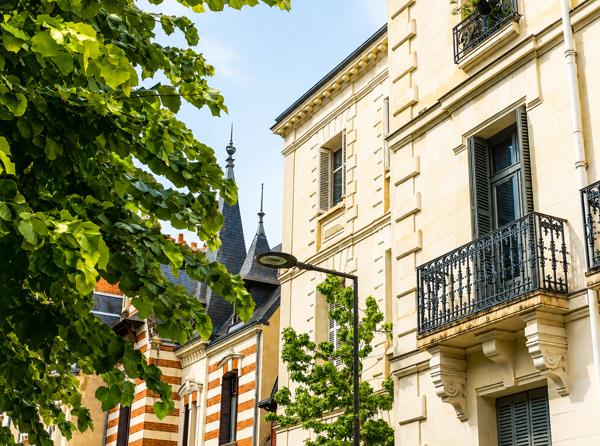 TOURS – Quartier des Halles – Élégance de l'ancien au cœur du centre-ville