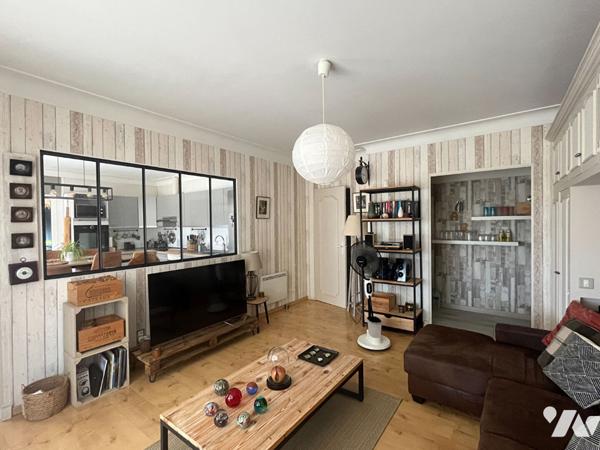 Spacieuse maison familiale avec piscine et vue dégagée - Figeac