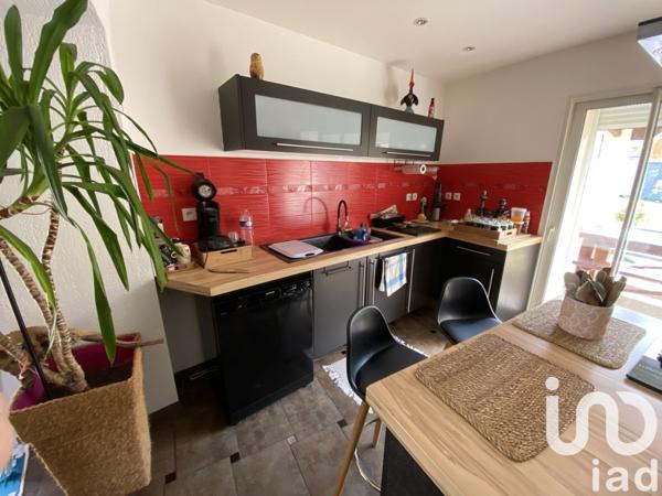 Maison traditionnelle 8 pièces de 218 m² à Saint-Agnant (17620)