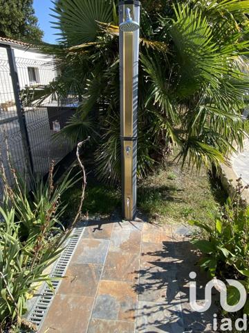 Maison traditionnelle 8 pièces de 218 m² à Saint-Agnant (17620)