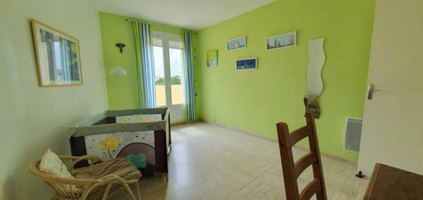 Villa d’architecte 4 faces – Quartier résidentiel prisé – 183 m² habitables