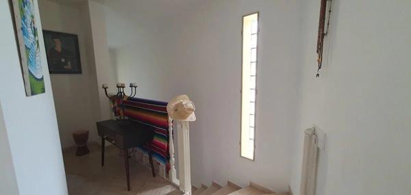 Villa d’architecte 4 faces – Quartier résidentiel prisé – 183 m² habitables