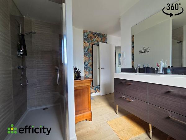 Maison
         6 pièces
        - 149 m² 662 500 € *