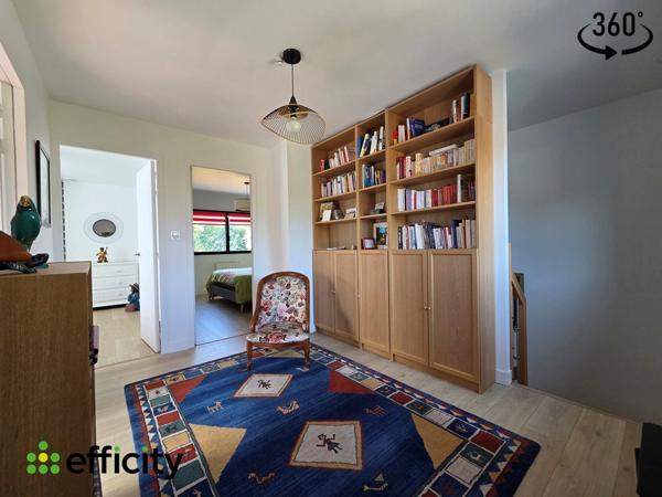 Maison
         6 pièces
        - 149 m² 662 500 € *