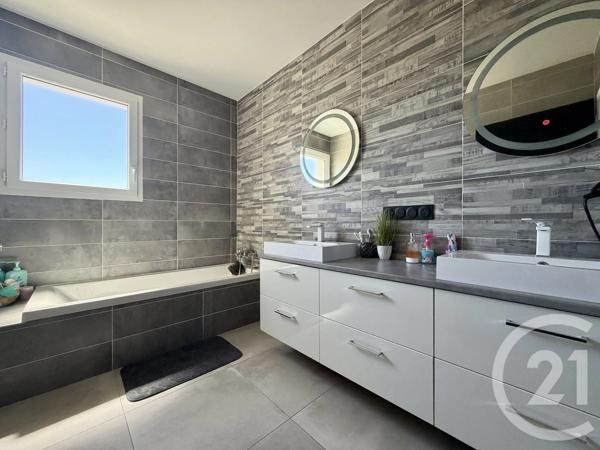 Maison à vendre  5 pièces - 135,52 m 2   MARSEILLAN  - 34