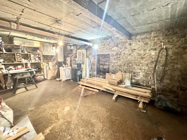 MAISON DE CHARME EN PIERRE 54 M² – CENTRE-BOURG SAINT-ALBAN-SUR-LIMAGNOLE