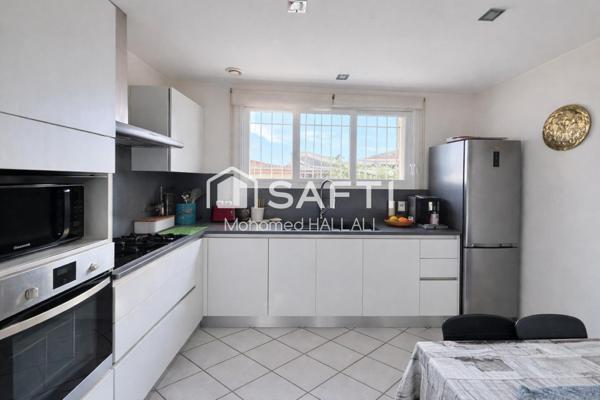 Maison piscine et dépendance sur 1 041 m²