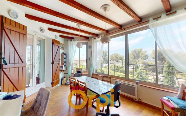 Maison à vendre    5 pièces • 166 m2 Carqueiranne