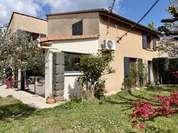 Saint-Jean-de-Muzols (07300) Maison de 130 m², 7 pièces avec jardin clos - 5 min de Tournon-sur-rhône