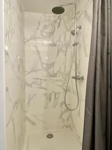 Saint-Jean-de-Muzols (07300) Maison de 130 m², 7 pièces avec jardin clos - 5 min de Tournon-sur-rhône