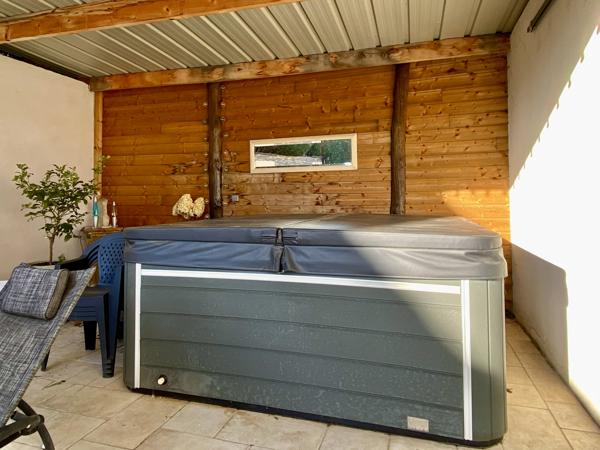 Saint-Jean-de-Muzols (07300) Maison de 130 m², 7 pièces avec jardin clos - 5 min de Tournon-sur-rhône