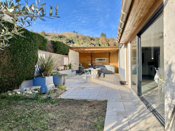 Saint-Jean-de-Muzols (07300) Maison de 130 m², 7 pièces avec jardin clos - 5 min de Tournon-sur-rhône