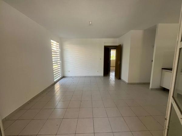 Dpt Guyane (973), à vendre KOUROU appartement T3 de 58,54 m²
