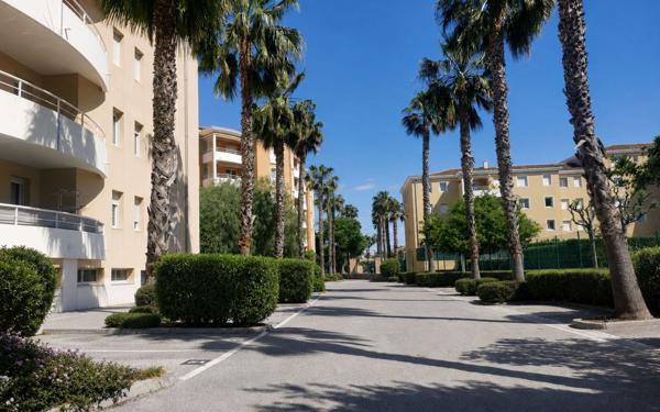 Appartement à vendre    3 pièces • 65 m2 La Seyne-sur-Mer