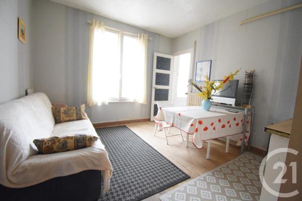 Appartement T2 à vendre  2 pièces - 38,17 m 2   VICHY  - 03