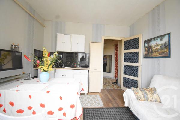 Appartement T2 à vendre  2 pièces - 38,17 m 2   VICHY  - 03