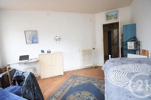Appartement T2 à vendre  2 pièces - 38,17 m 2   VICHY  - 03