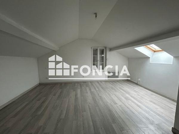 Location Maison 4 pièces 79.3 m² - 102 BOULEVARD EDOUARD LACOUR Agen 47000