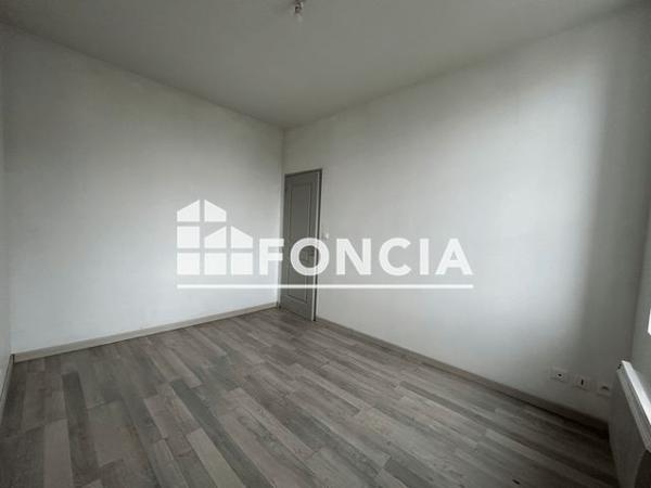 Location Maison 4 pièces 79.3 m² - 102 BOULEVARD EDOUARD LACOUR Agen 47000