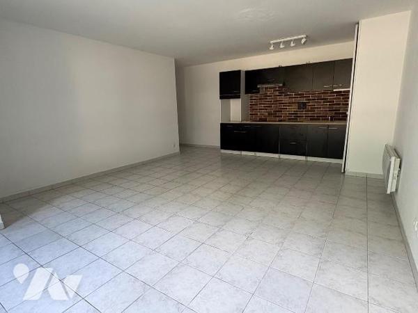 Nouveauté, Etaples
À proximité immédiate de toutes commodités.
Cet appartement T3, situé au r...