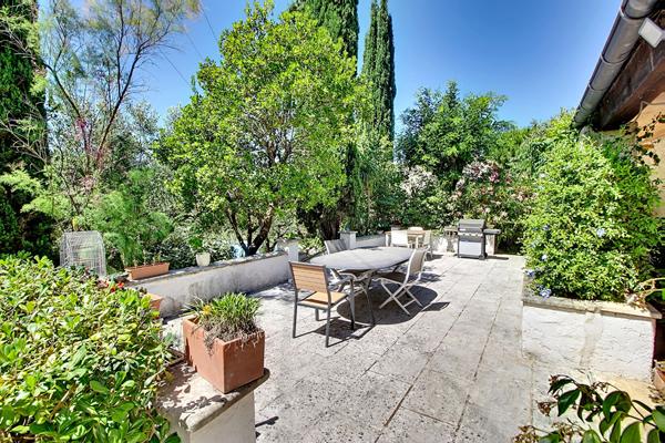 A VENDRE EN EXCLUSIVITE !Maison Lorgues 4 pièces 100 m2 + piscine sur un terrain de 1453m²