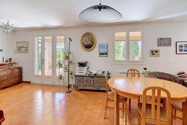 A VENDRE EN EXCLUSIVITE !Maison Lorgues 4 pièces 100 m2 + piscine sur un terrain de 1453m²