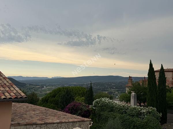 Maison de village provençale 70m², avec terrasses , studio et cave