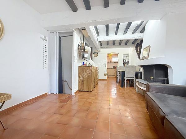 Maison de village provençale 70m², avec terrasses , studio et cave